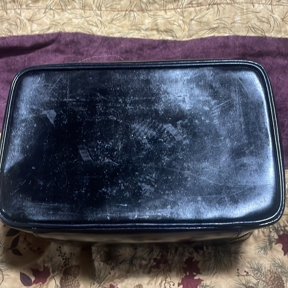 🖤Vintage GUC Patent Leather Gucci Vanity Case - Picture 3 of 13